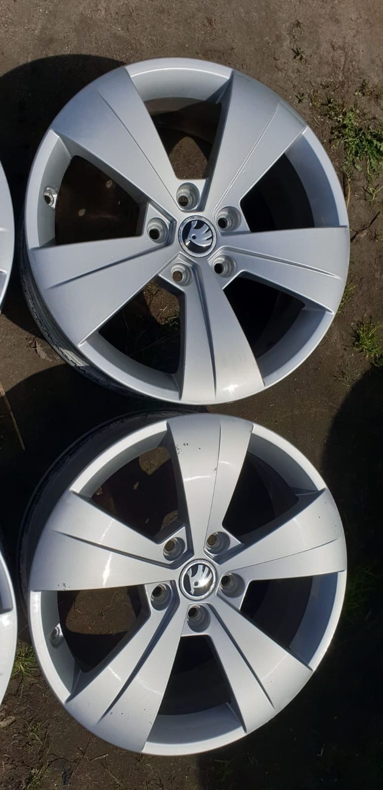 Alufelgi 17" Skoda 5x112 oryginalne + Gratis