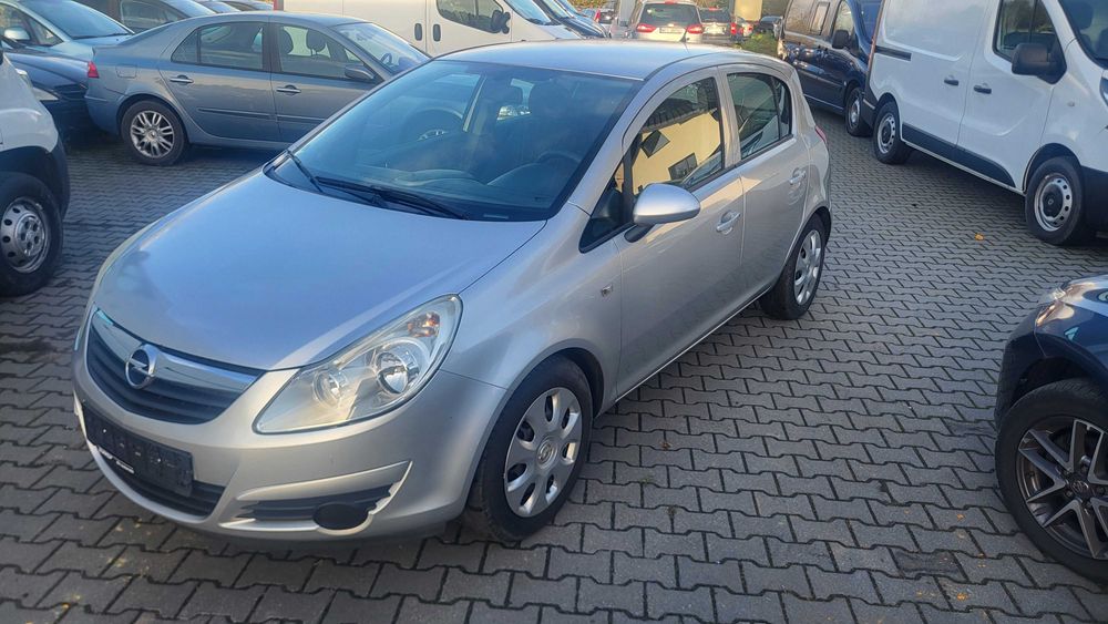 Opel Corsa 1,2 16v z Niemiec super stan