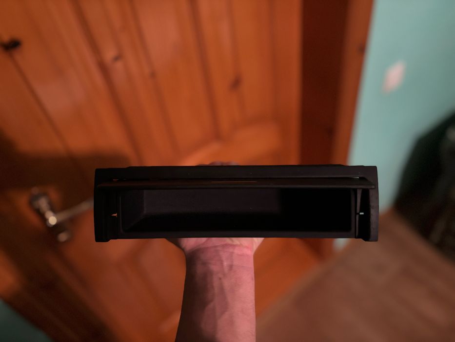 Магнітола на бмв Е46