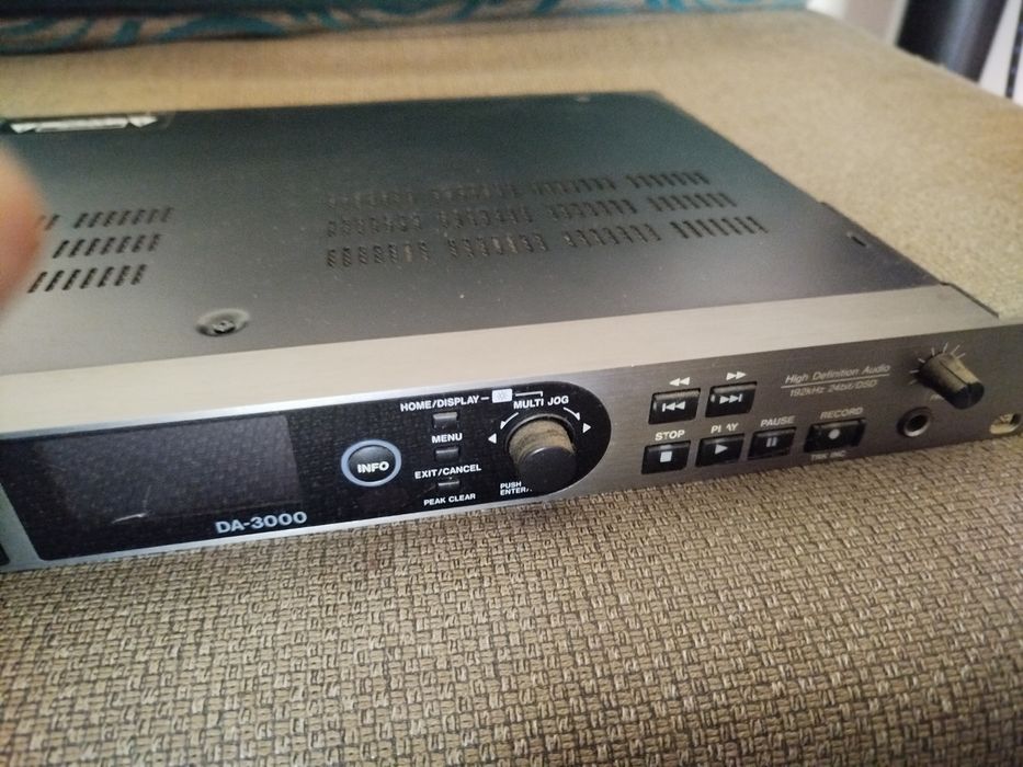 Tascam da-3000 master recorder