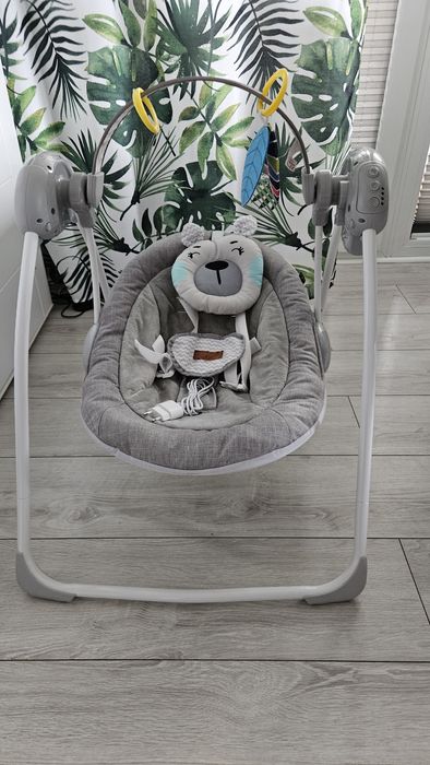 Leżaczek elektryczny bujaczek Momi