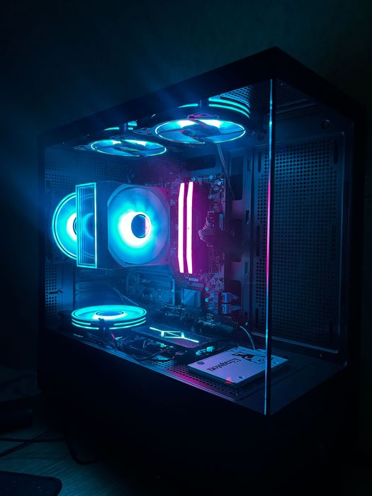 Новий Компютер ПК Ryzen 7 8700G DDR5 32 -GB