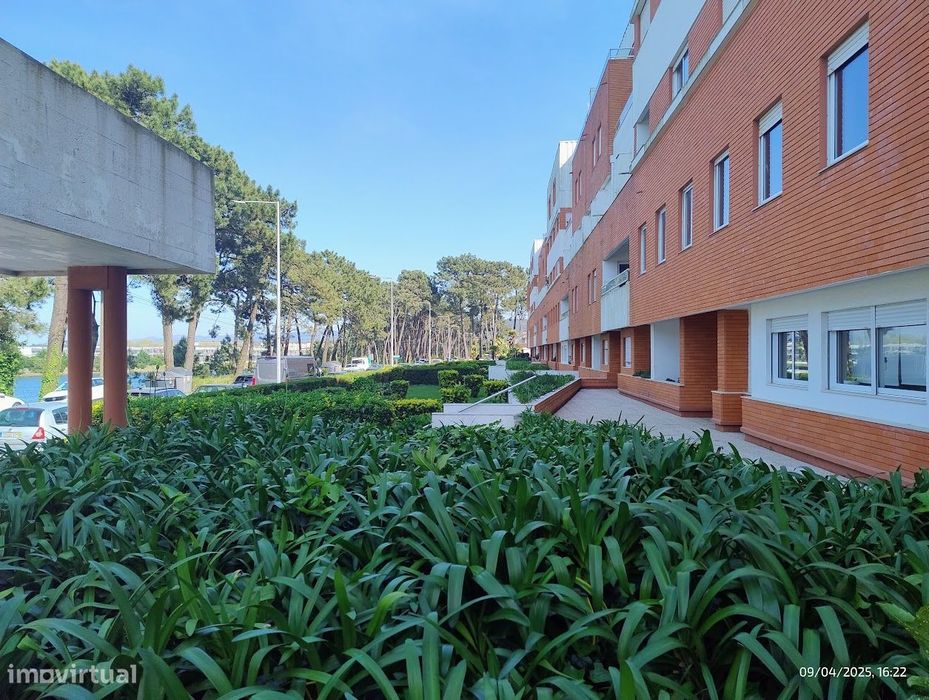 T3 Duplex - Cabedelo - C/garagem e arrumos