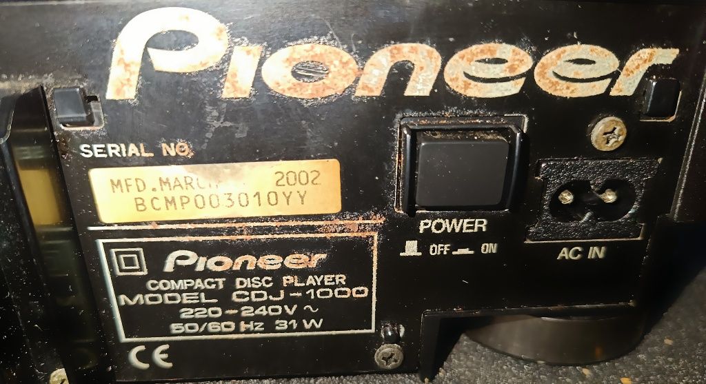 Alugo 2x Pioneer CDJ 1000 ( Opção: + Mesa mistura Behringer DJX 700 )