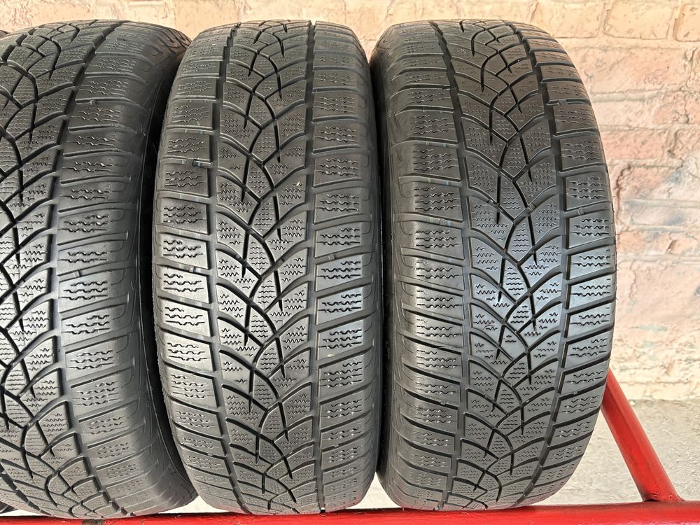 Комплект Зимових шин 205/60R16 Good Year