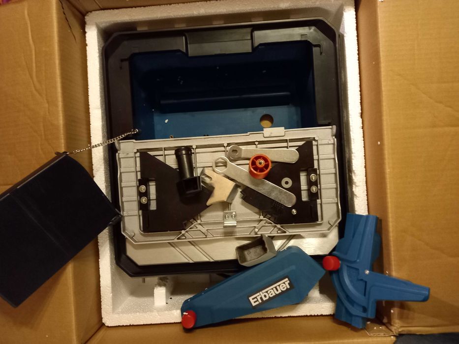 Przecinarka do płytek Erbauer 750W ERB337TCB 180 mm
