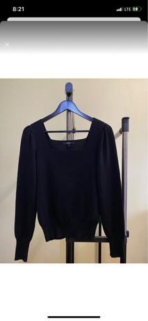 Кофтинка светр з квадратним вирізом