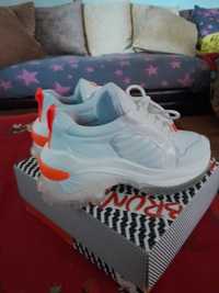 Buty bronx rozmiar 40