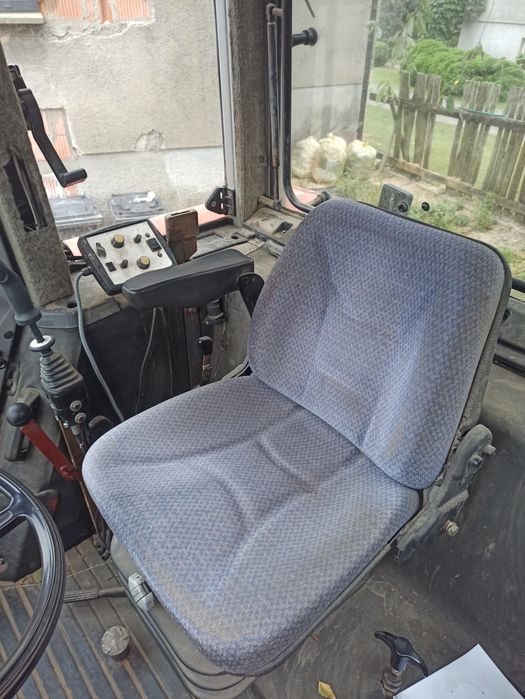 Massey Ferguson MF 1014 + ładowacz czołowy Stoll Robust