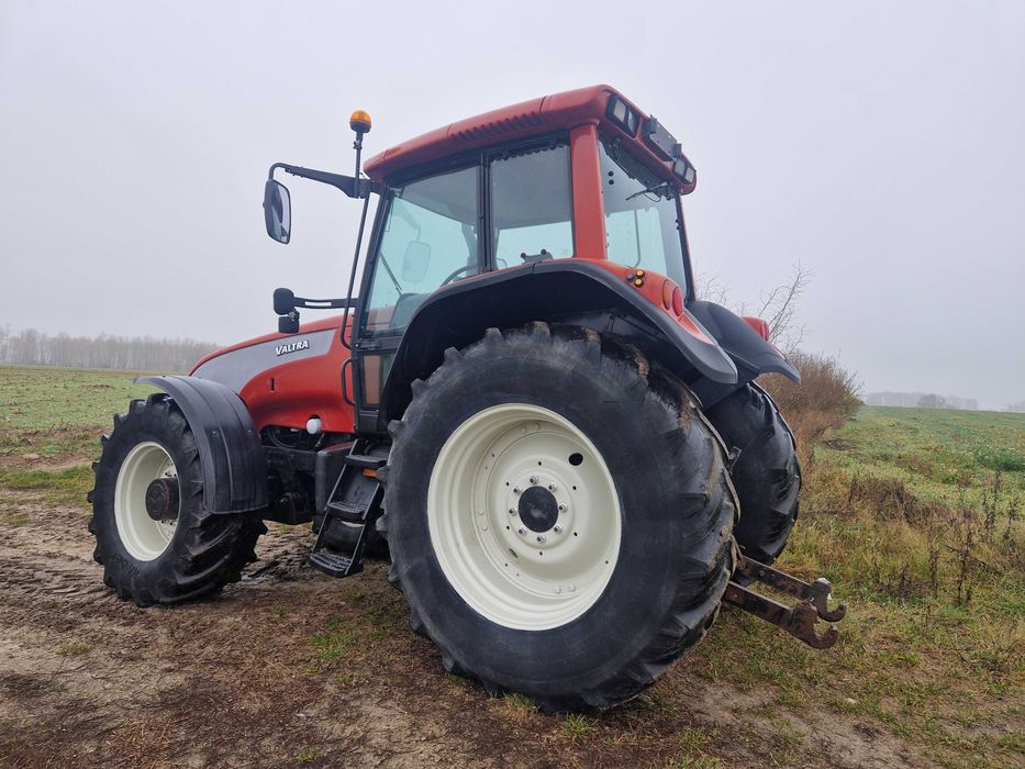 Valtra      T160