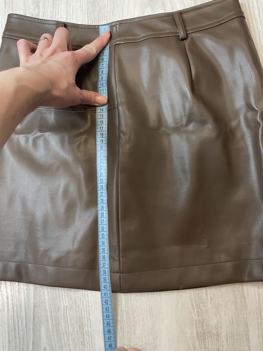 Шоколадна коричнева спідниця з еко шкіри
