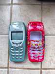 Nokia 3410 z dodatkową obudową