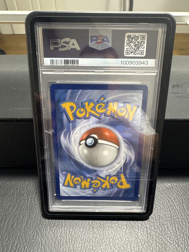 Orginalna karta tcg pokemon Charizard #223 psa 10
