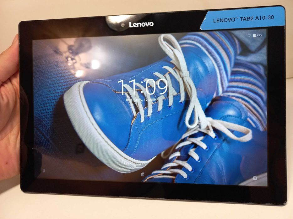 Планшет Lenovo 10 дюйм! Black! Оригінал у відмінному стані!