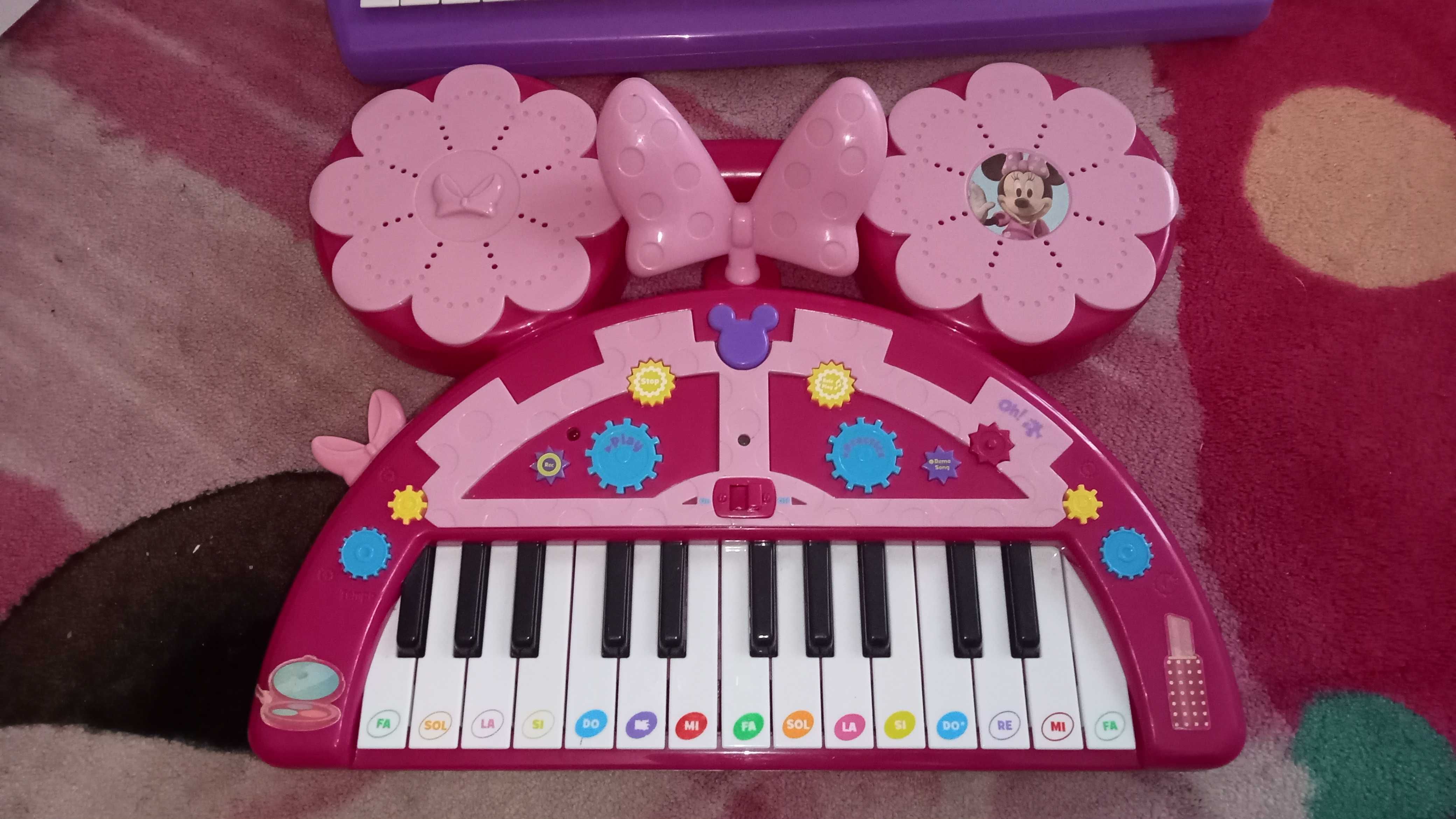 IMC toys pianino organki Minnie doktor Dosia pianino grajace