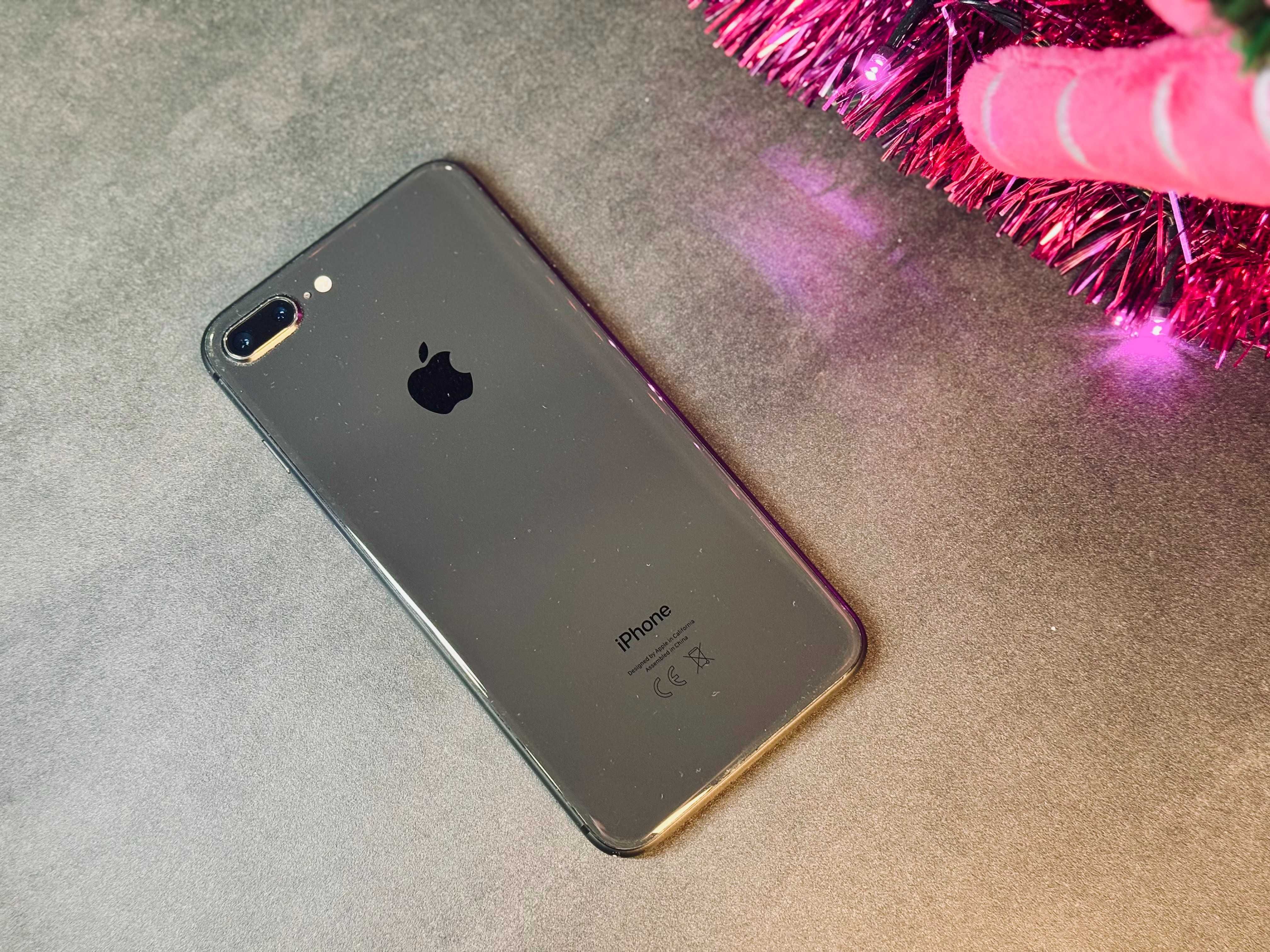 Telefon Apple IPhone 8 Plus 64GB. Bateria 100%