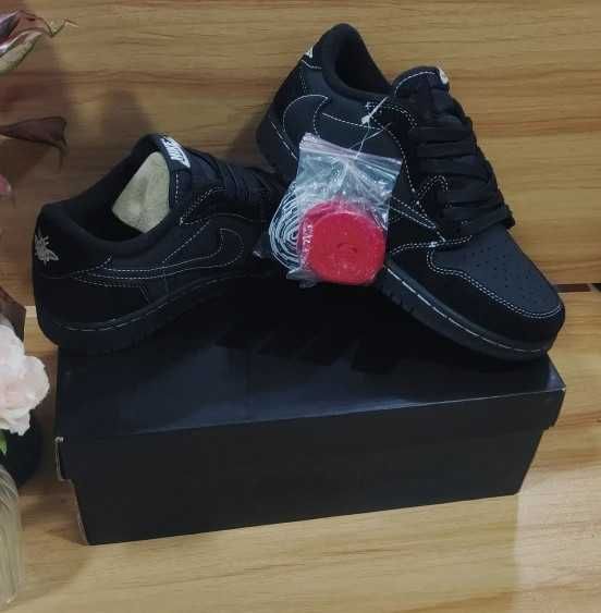 Jordan 1 Retro Low OG SP Travis Scott Black Phantom EU.42