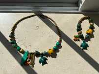 Conjunto colar e pulseira com tartaruga