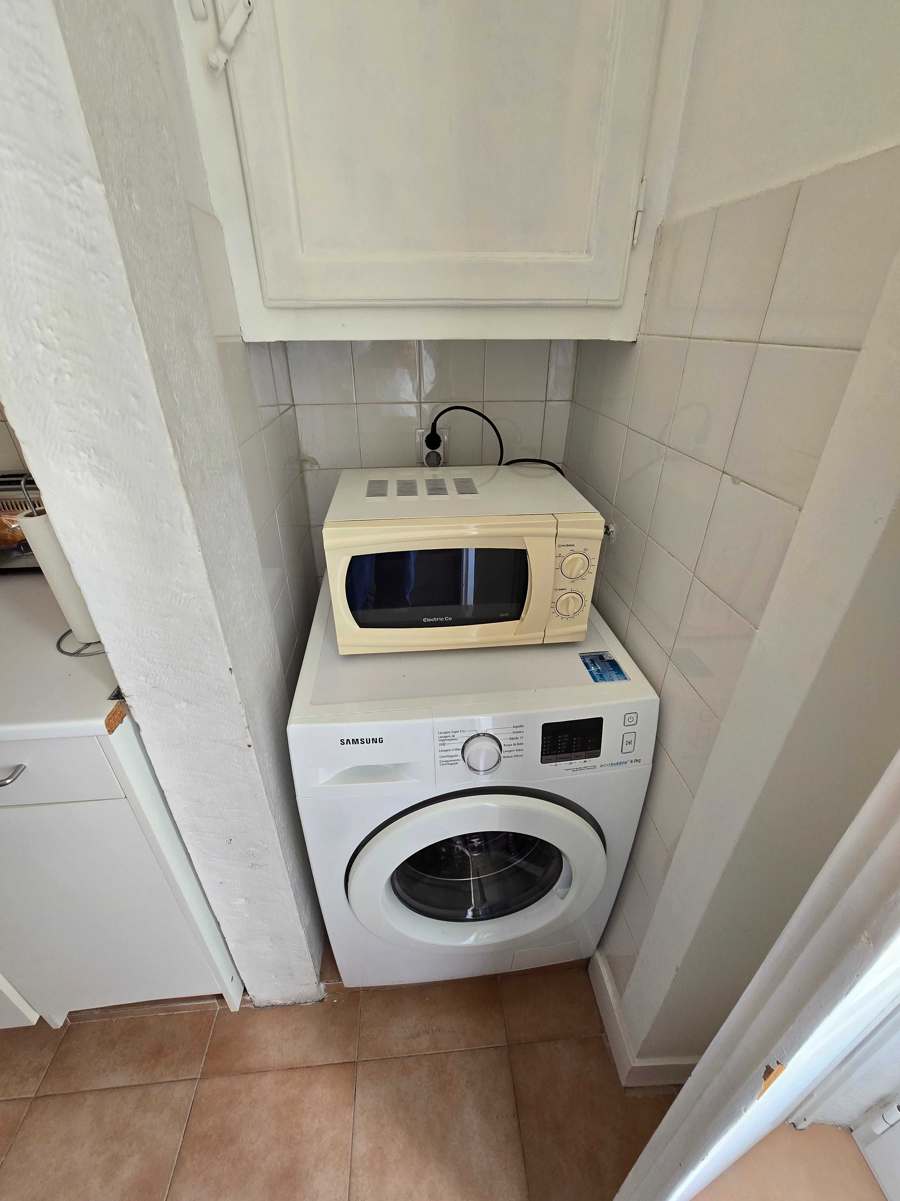IST Quarto Masc a 2 min Despesas e Limpeza Incluidas