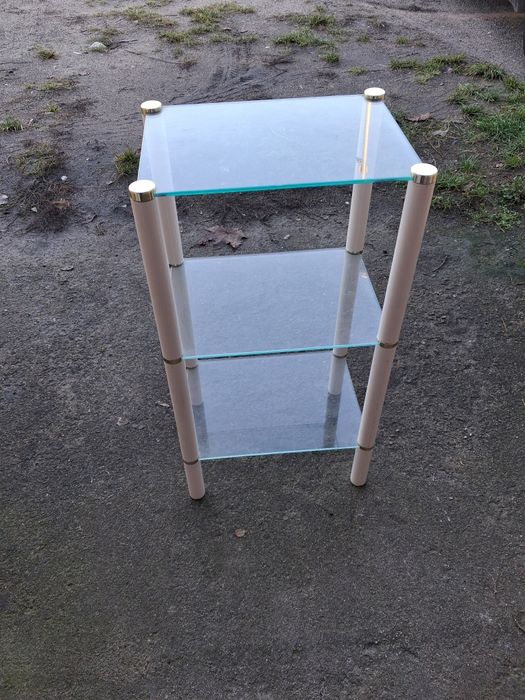 Regał szklany łazienkowy