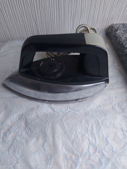 Якісний утюг  часів СРСР