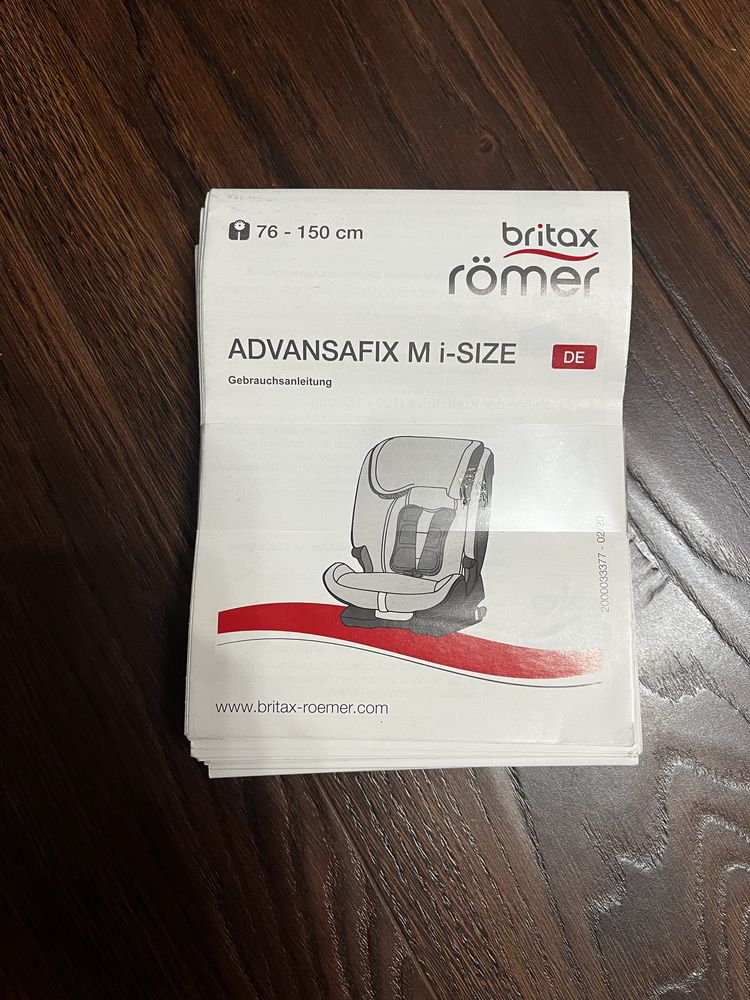 Дитяче автокрісло Britax Römer Advansafix M i-Size