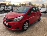 Toyota Yaris Automat Navi Kamera Klima Serwis TUV z Niemiec