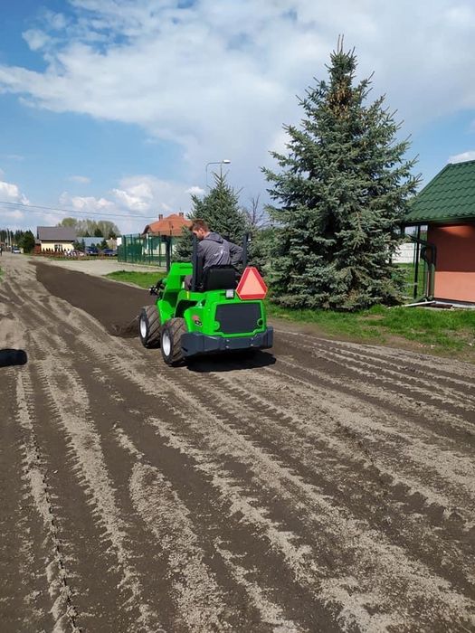 Glebobgryzarka separacyjna niwelacja terenu utwardzanie dróg podjazdów
