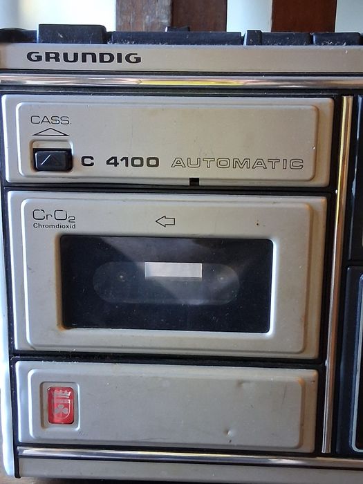 Radio e leitor cassetes Grundig VINTAGE