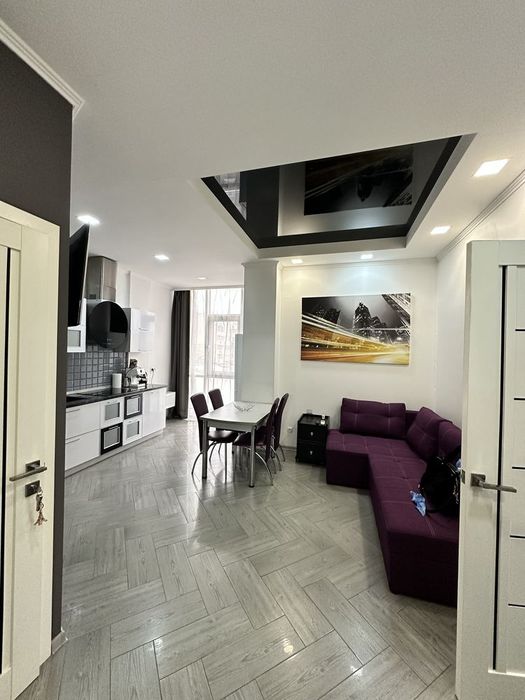 Аренда  2Х Ком квартиры 16-17Жемчужина Центр Новострой льва Толстого