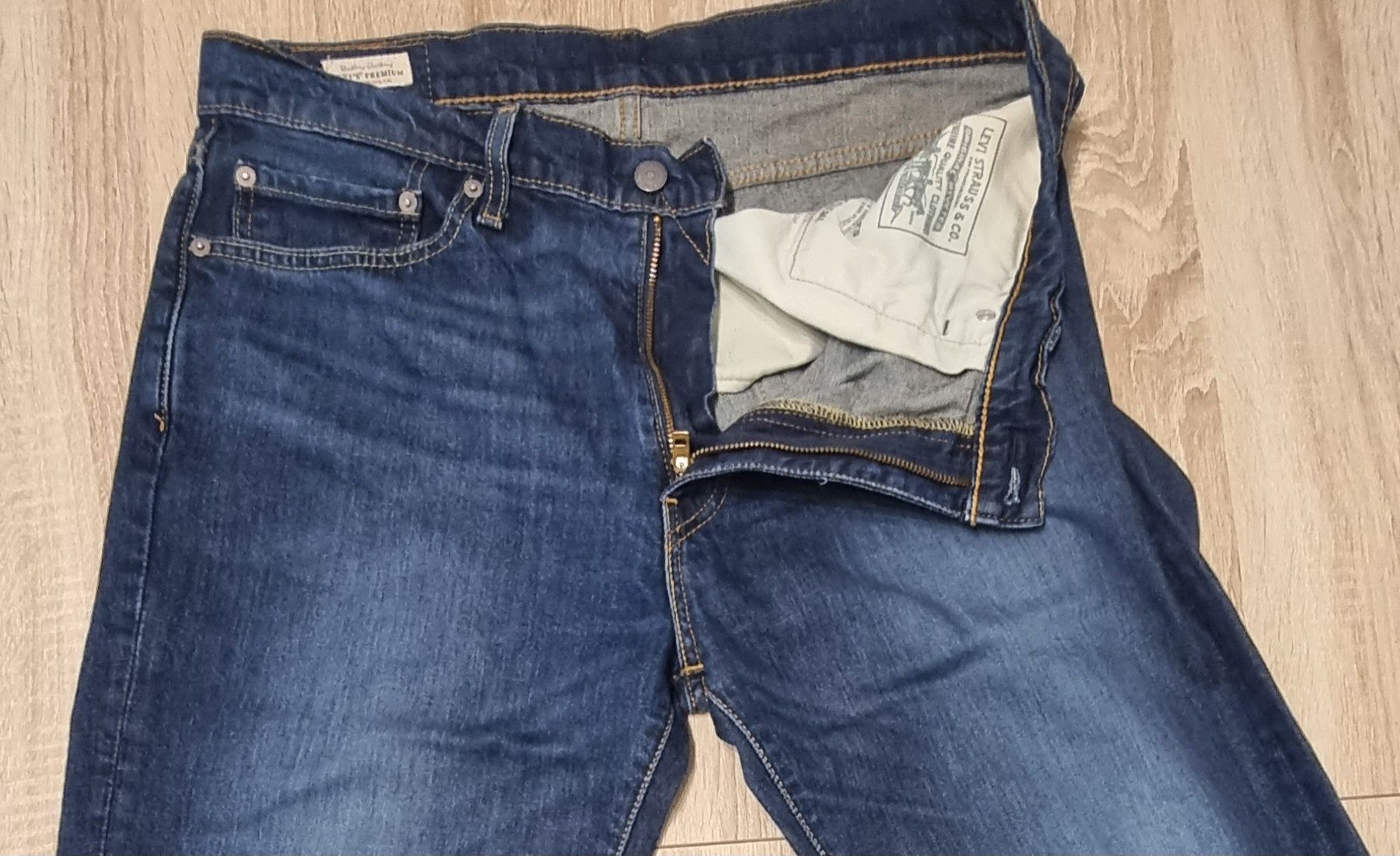 Levi's 511 Premium