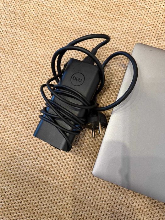 Computador Dell Precison 3571