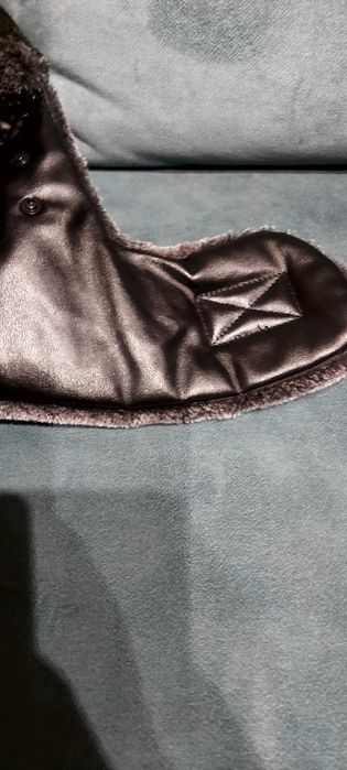 Nowa czapka uszatka. Bardzo ciepła.