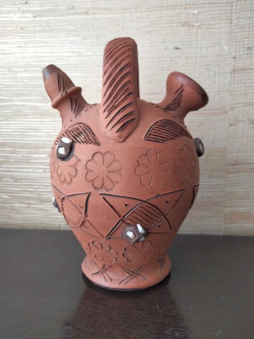 Bilha de barro  Olaria pedrada de Nisa