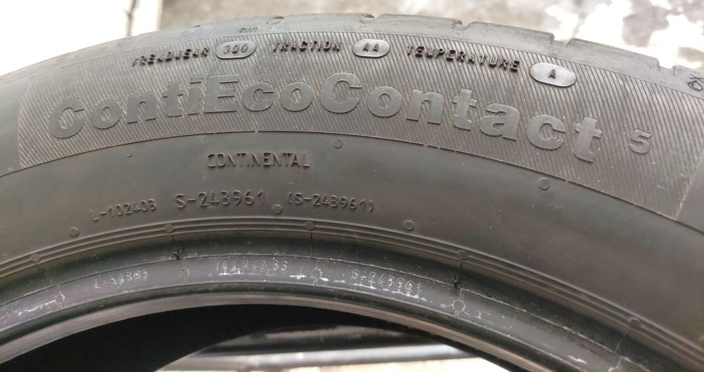 2x 215/55R18 Continental ContiEcoContact 5 99V 6mm B/B/71dB