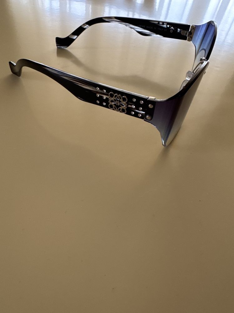 Окуляри 2 пари , сонцезахисні MAYBACH та LOEWE