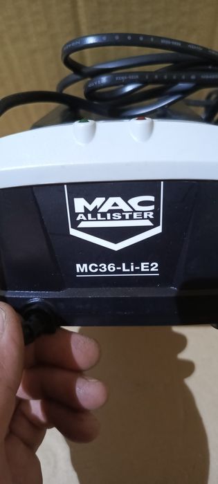 Ładowarka macallister MC36-li-E2
