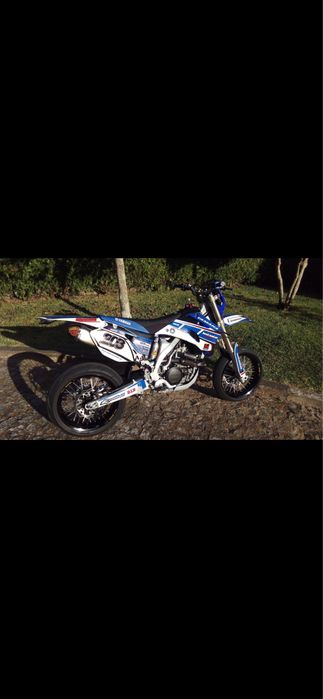 Yamaha WR 450F.