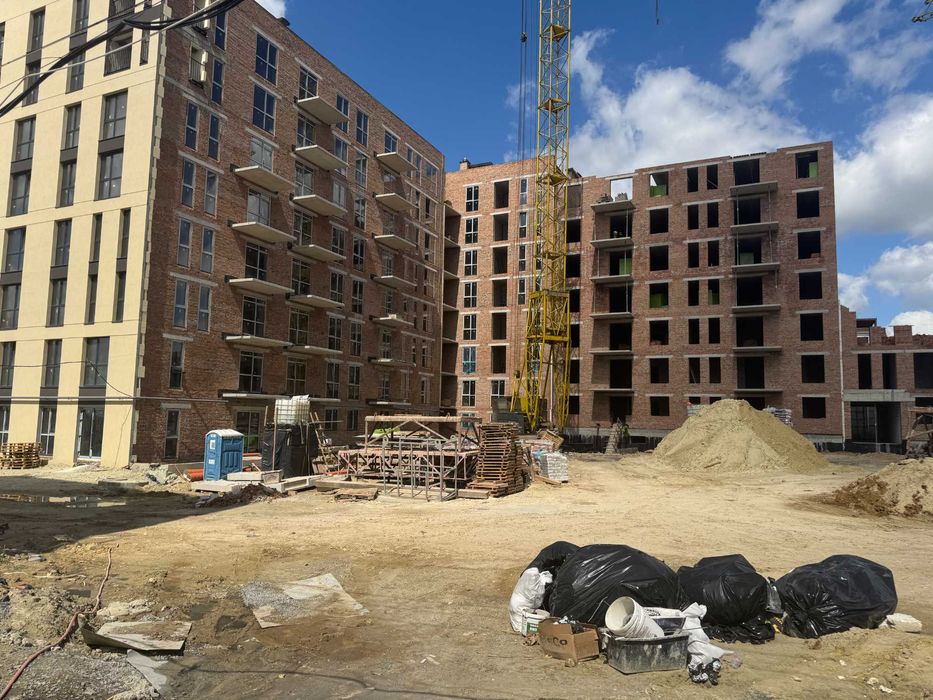Продаж(Єоселя) 1-кімнатної квартири 36 м2 Пустомити (9км.від Львова)