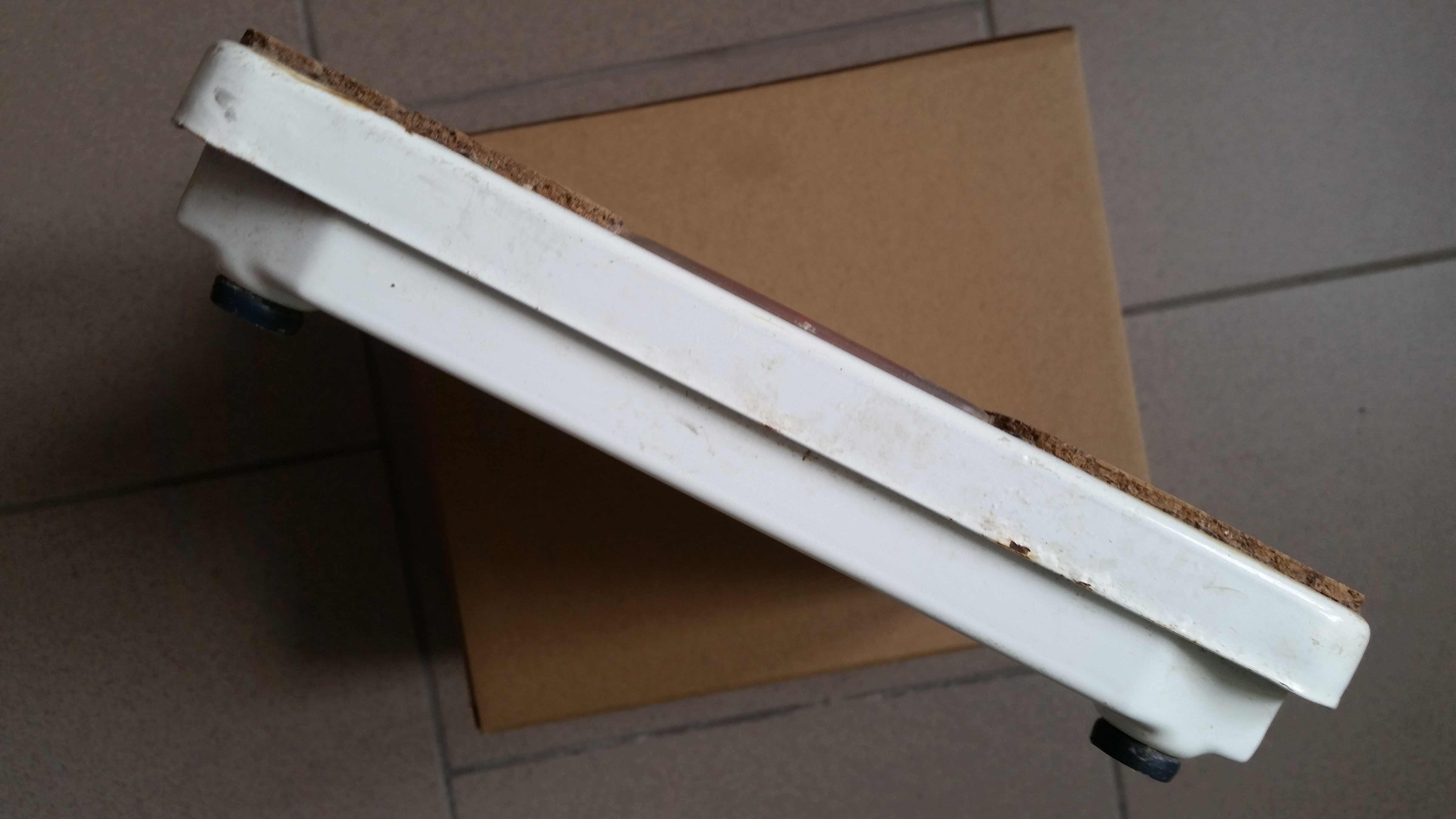 Waga IKEA (Max 120 kg)