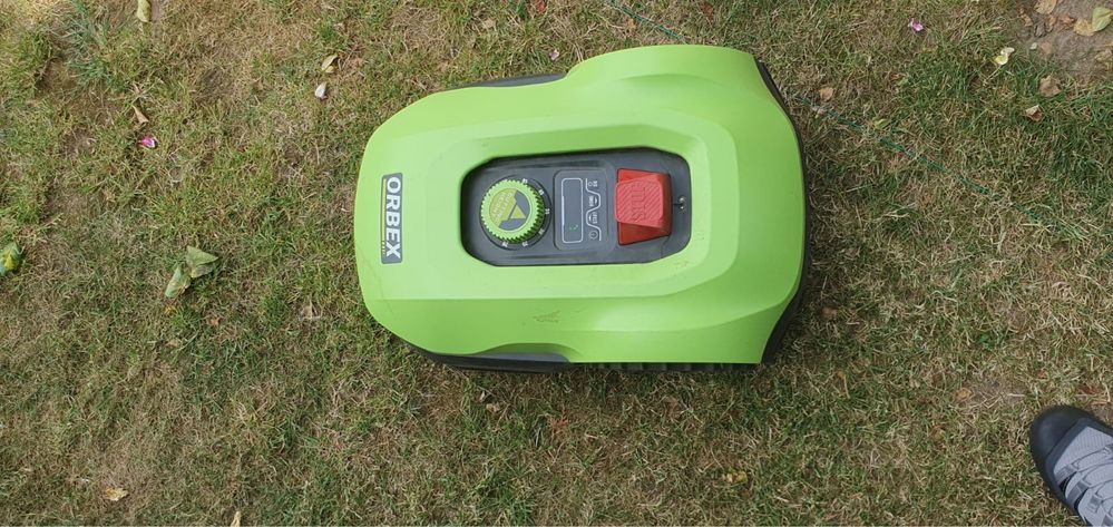 Kosiarka automatyczna robot koszacy do 900m2 ORBEX