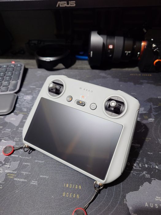 DJI Mavic 3 Pro Fly More