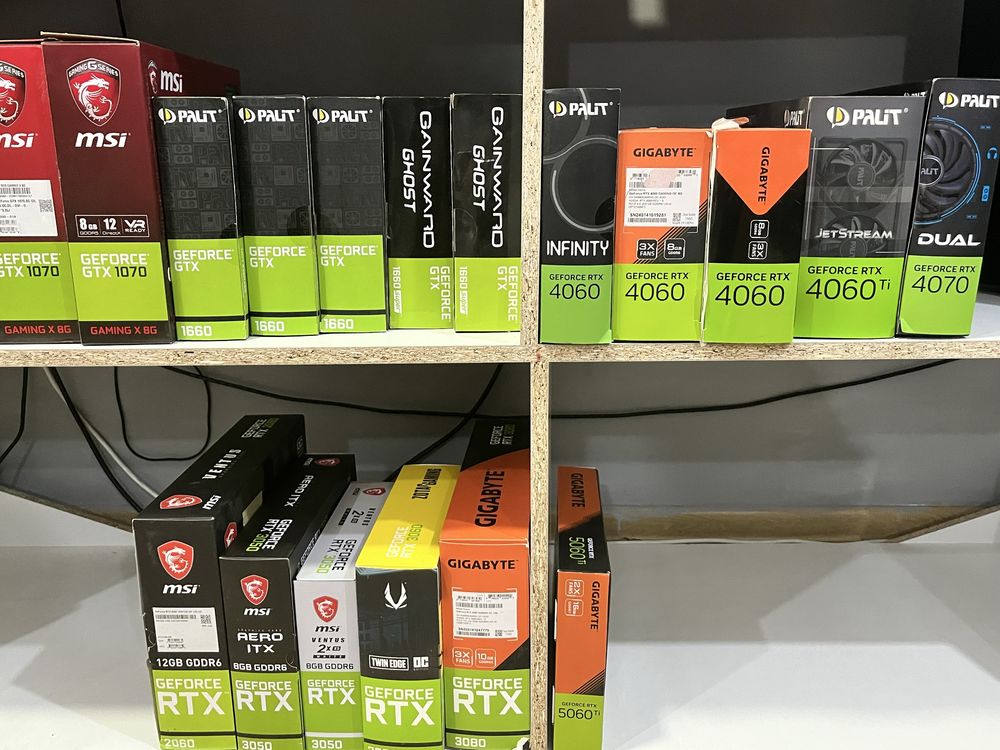 Коробки відеокарт amd nvidia msi palit zotac asus sapphire gigabyte
