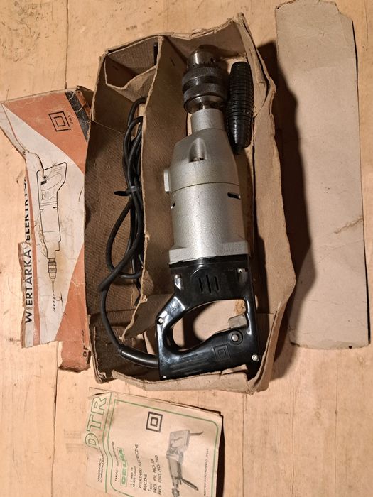 Stara zabytkowa wiertarka Celma nowa PRL