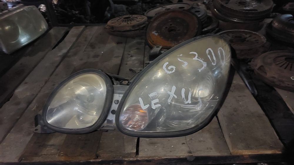 Фара ліва  LEXUS GS300 97-05
