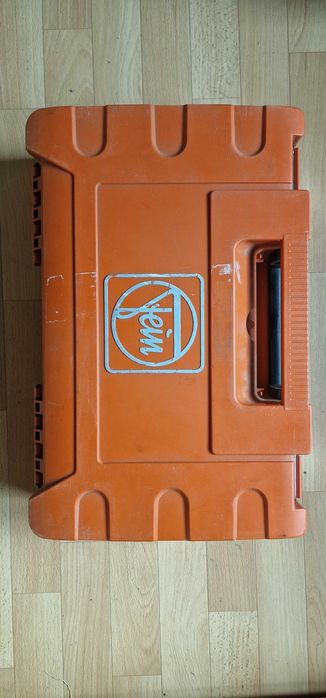 Sprzedam baterie, ładowarki, narzędzia wielofunkcyjne Fein