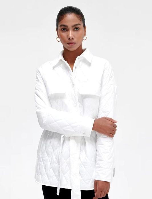 Стьобана куртка з поясом