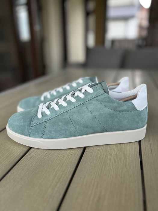 Кросівки чоловічі  42р Ecco