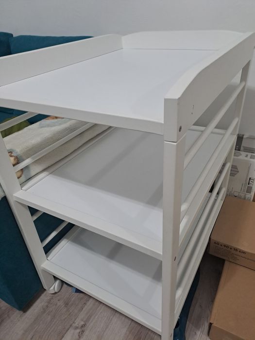 Przewijak dla niemowlaka