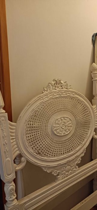 Cama Antiga muito bonita